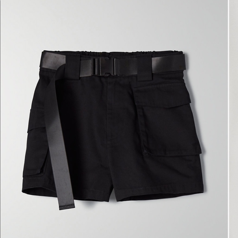 TNA cargo shorts black (S) NEW W TAGS!